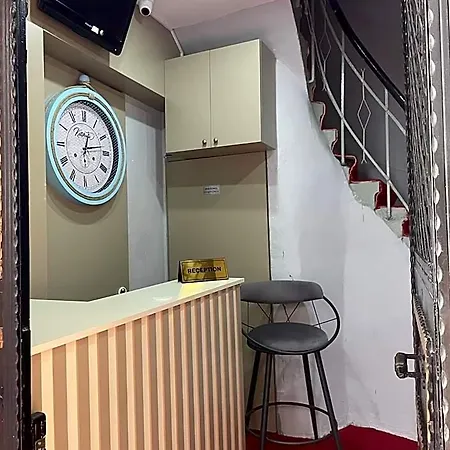 מלון דירות Taxim No18 Boutique 3*